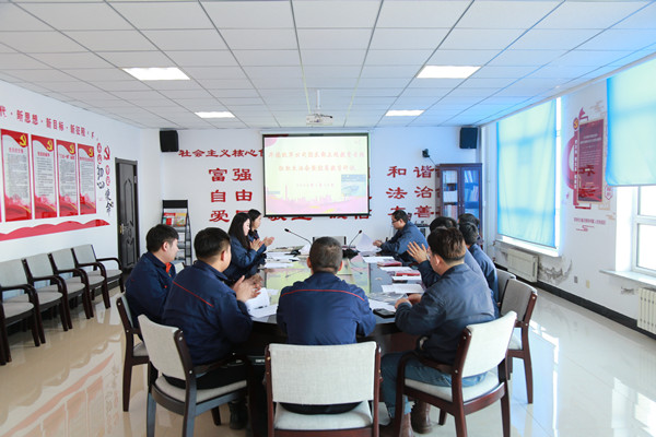 團支部照片_副本.jpg 團支部照片_副本.jpg