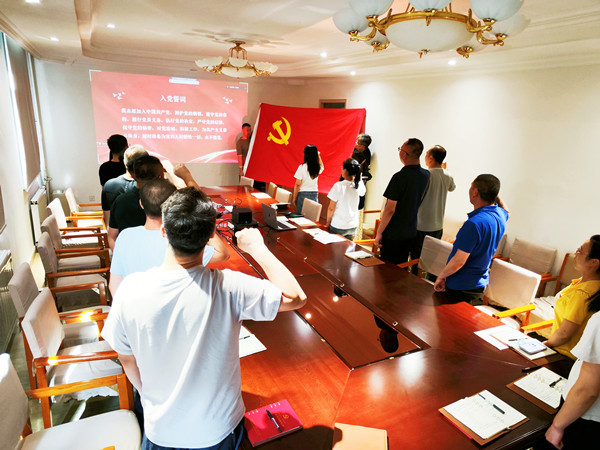 照片2_副本.jpg 照片2_副本.jpg